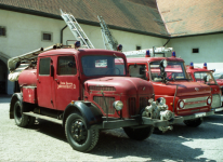 Feuerwehrzeughaus